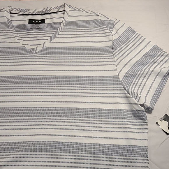 Alfani stretch V-neck geo white t-shirt - Picture 9 of 16
